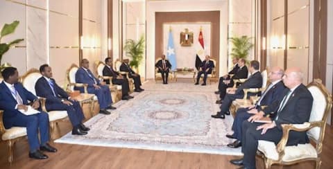 اتصالات مصرية لتفعيل مخرجات «القمة الرباعية» بشأن أمن «القرن الأفريقي»