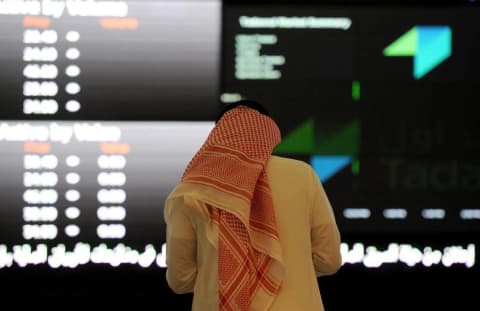 «السوق السعودية» تهبط دون 10 آلاف نقطة لأول مرة منذ 2023