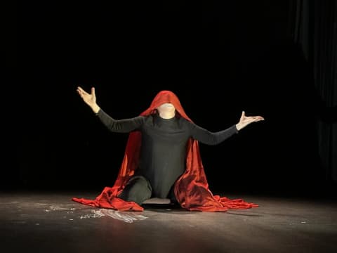 مسرحية «جوغينغ» في عامها العاشر تواصل تجوالها بنجاح