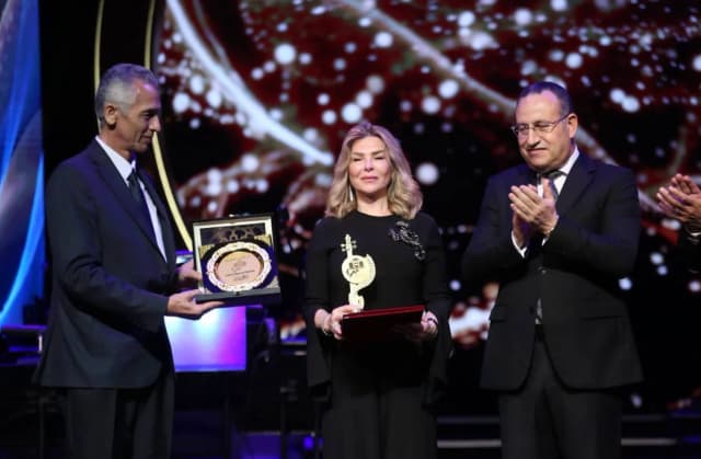«الموسيقى العربية» المصري يتجاوز الأزمات و«يرد الجميل» لـهاني شاكر