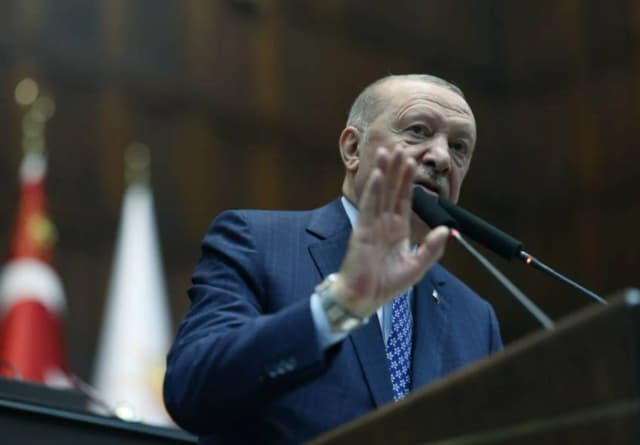 تركيا: «فضيحة صناديق الاستثمار» تشعل التوتر بين إردوغان والمعارضة