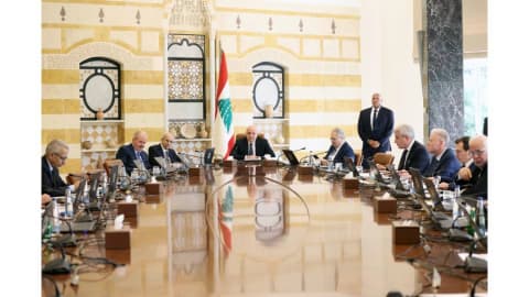 الاتصالات السياسية تنزع فتيل التوتر حول شحنة متفجرات «حزب الله»