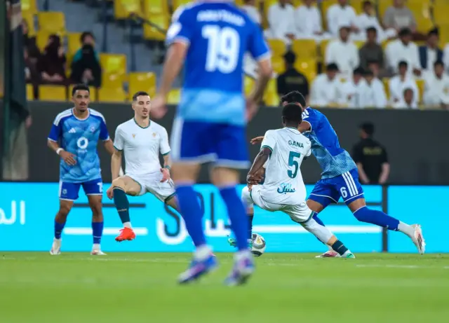 العثمان لاعب نيوم: جاهزون للتحدي