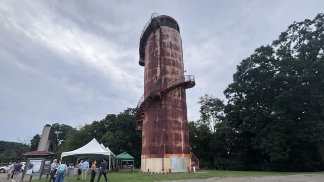 In 1937, Pittsburgh built a 102-foot water tank that doubled as a park lookout