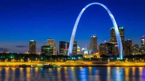 Gateway of Arch is going dark this September; the surprising reason has everything to do with millions of birds