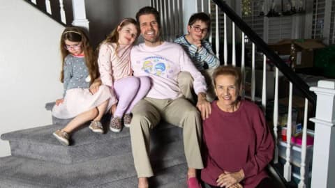 Perez Hilton cuts Las Vegas mansion price by $350,000