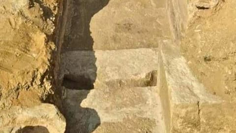 Egyptian archaeologists uncovered a tomb at Saqqara with 3 sealed sarcophagi