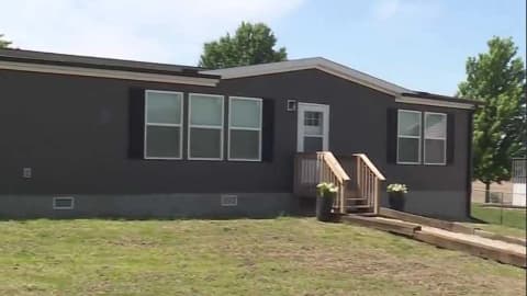 In 2024, a US woman got permits for a home; months after she moved in, officials ordered removal