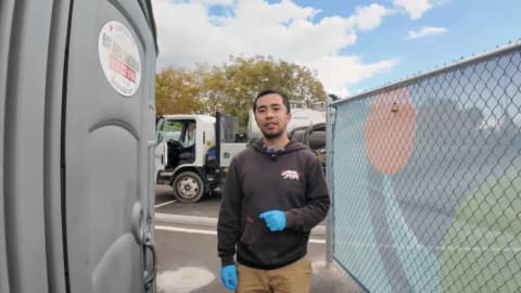 31-year-old California entrepreneur builds $4.3 million portable-toilet business