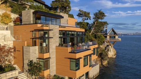 Newly built California waterfront home lists for $32 million within months