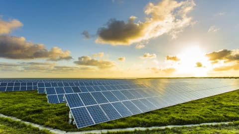 Goulburn’s 300 local investors funded a 1.4MW solar farm and 4MWh battery over 12 years