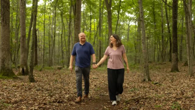 $10-a-hour hiking trails on Connecticut couple's 50-acre land spark zoning dispute