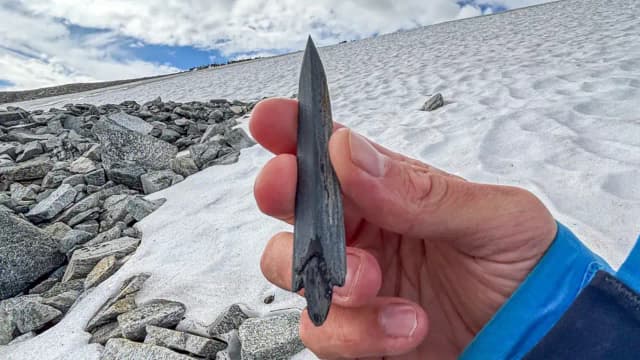 Norway’s melting mountain ice reveals 48 prehistoric arrows, including one up to 6,000 years old