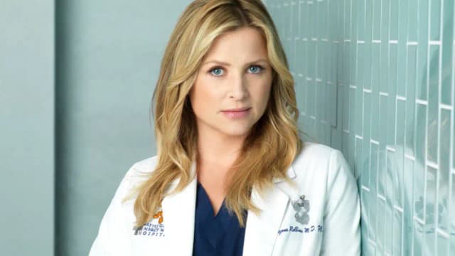 Jessica Capshaw bought a 1927 Santa Monica home for $3.05M, sold it for $5.75M after restoration