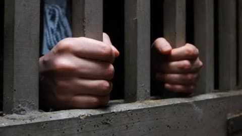 UK: 2 teenagers jailed for 10 years for arson at Indian restaurant in London