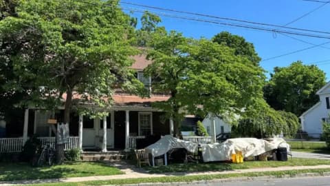 Connecticut town buys historic home for $455,000 to build library parking, faces opposition