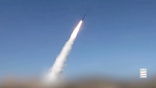 Missile heading towards Medina destroyed, says Saudi Arabia; Houthis deny attack