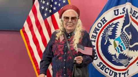 Joni Mitchell US Citizenship: Music icon finally becomes American; can now vote