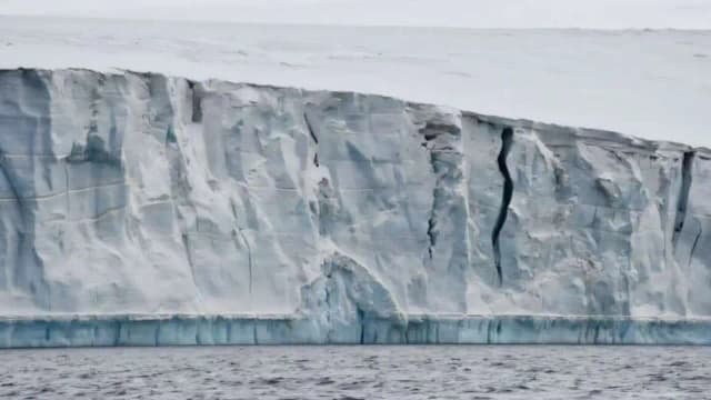 Glacier Cliffs Retreat And Stabilise: Study tracks rapid ice loss; long-term collapse less certain