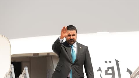 الكشف عن تفاصيل زيارة الزيدي الى فرنسا وألمانيا