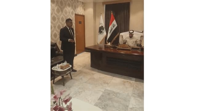 "تفضل الله وياك".. مشادة كلامية بين النائب رفيق الصالحي ووكيل وزير الصناعة