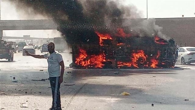 14 قتيل ومصاب بتصادم حافلة في مصر