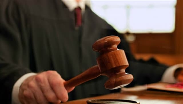 بدء محاكمة شرطية ألمانية بتهمة اغتصاب مراهقة وجرائم إباحية