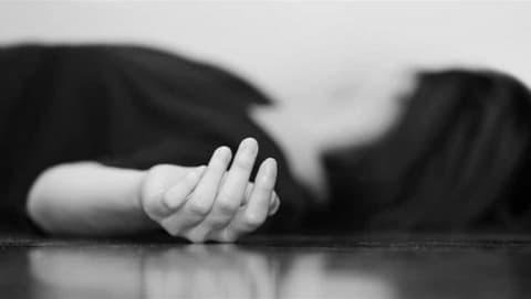 حزناً على وفاة والده.. شاب ينهي حياته شنقاً في بغداد