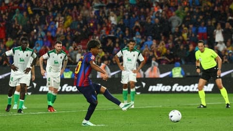 برشلونة يعادل رقماً قياسياً غائباً منذ موسم 1915-1916