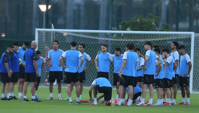 بالصور.. المنتخب العراقي يختتم تدريباته لمواجهة عُمان غداً في خليجي 27