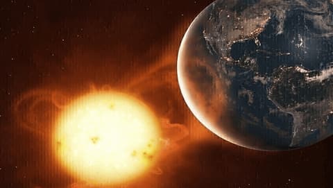 تحذيرات من عاصفة مغناطيسية قد تضرب الأرض