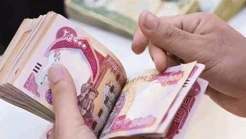 عجز الموازنة قد يبلغ نحو 65 تريليون دينار.. والمالية النيابية تؤكد: الرواتب مؤمنة