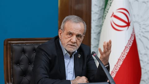 الرئيس الإيراني يعلن: سنتخلى عن اليورانيوم المخصب بنسبة 60%
