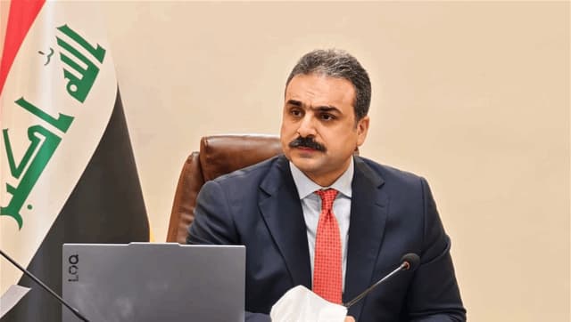السومرية نشرت مناشداتهم.. رئيس المنافذ يعلن إطلاق سراح (59) سائقاً عراقياً بسوريا وإعفائهم من الغرامات