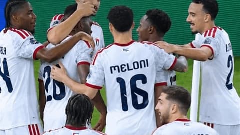 الإمارات تهزم البحرين وتتأهل لنصف نهائي خليجي 27