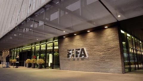 العراق يحصل على ثلاث ورش تدريبية من FIFA