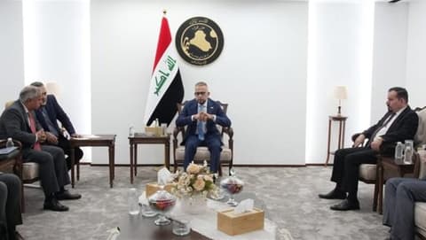 المالية النيابية تبحث مع البنك الدولي تطوير الموازنة وتعزيز الإيرادات غير النفطية