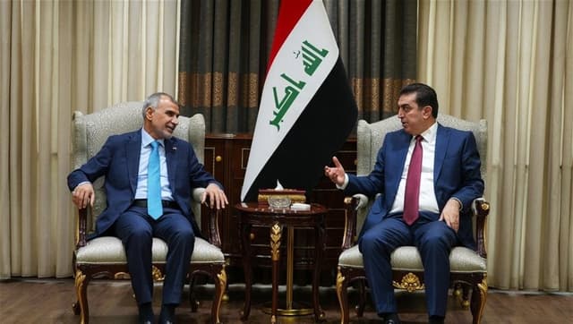 نائب رئيس البرلمان يبحث مع وزير المالية السياسة الاقتصادية ومشروع الموازنة