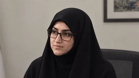 إعلام إيراني: مقتل قائدة الباسيج النسائية بإطلاق نار أمام منزلها