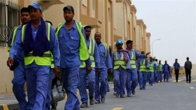 2.88 مليار دولار سنوياً.. باحث يحذر من نزيف أموال العمالة الأجنبية في العراق