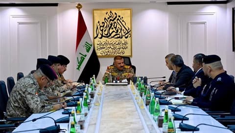 الشمري يبحث توحيد الإجراءات والسياقات القانونية بالمحاكم العسكرية وقوى الأمن الداخلي