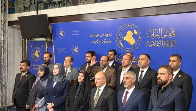 نواب من كتل سياسية مختلفة يرفضون استحداث مناصب حكومية ويعلنون مقاطعة الجلسة