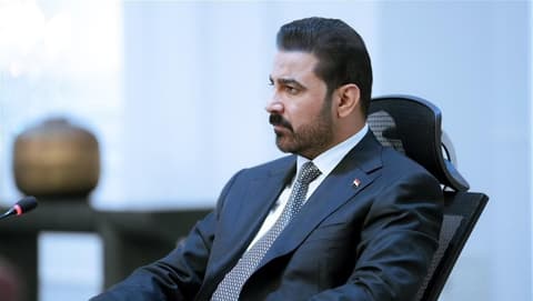 توجيه حكومي بحماية المبلّغ عن فساد وكيل وزارة الصناعة
