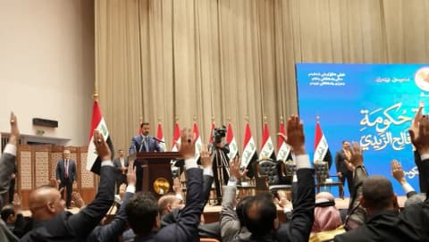 الزيدي يراهن على "مكافأة من ترك السلاح".. "الحرة" تكشف كواليس تعيين الخزعلي