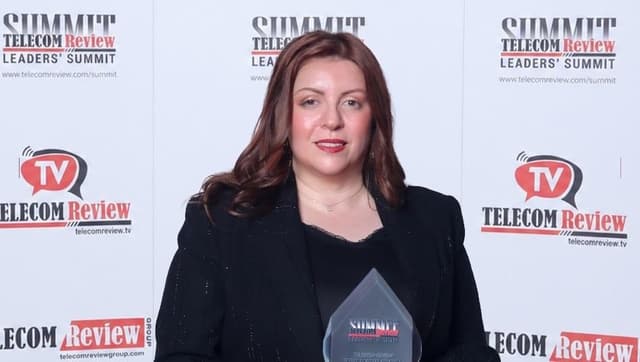 المديرة التنفيذية لوحدة العمل التجاري في آسياسيل تفوز بجائزة المرأة في قطاع تكنولوجيا المعلومات والاتصالات في الشرق الأوسط وتُبرز حضور القيادة العراقية إقليمياً