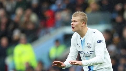 السيتي يتعرض لأول هزيمة في الدوري الانجليزي