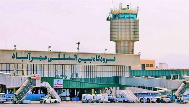 طائرة نقل عسكرية سعودية في مطار مهرآباد بطهران.. ما القصة؟