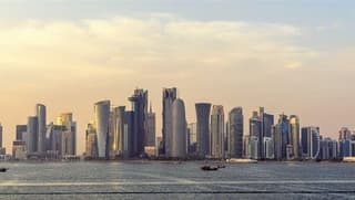 أمير قطر والرئيس إلايراني يبحثان تطورات الأوضاع الإقليمية ومضيق هرمز