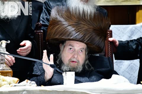 שינוי היסטורי בבעלזא: הסדרים החדשים בתפילות ראש השנה בצל מצבו הרפואי של האדמו"ר שליט"א