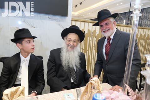 שמחת הבר מצוה לנכד זקן רבני מועצת החכמים